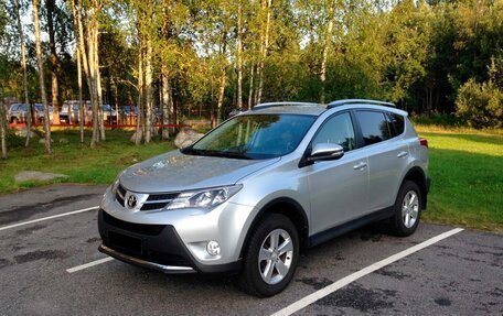 Toyota RAV4, 2013 год, 2 500 000 рублей, 2 фотография
