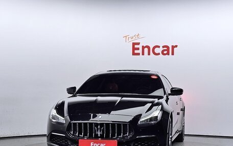 Maserati Quattroporte VI, 2021 год, 5 780 000 рублей, 3 фотография