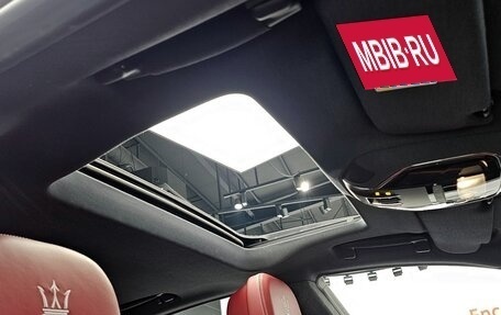 Maserati Quattroporte VI, 2021 год, 5 780 000 рублей, 18 фотография