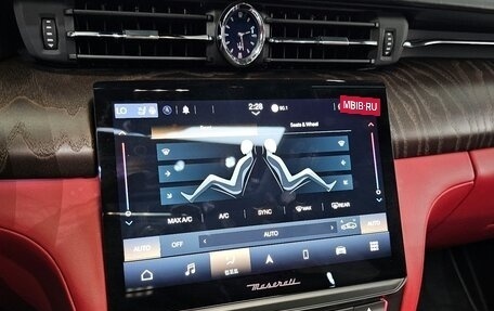Maserati Quattroporte VI, 2021 год, 5 780 000 рублей, 15 фотография