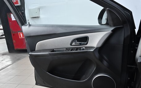 Chevrolet Cruze II, 2013 год, 825 000 рублей, 7 фотография