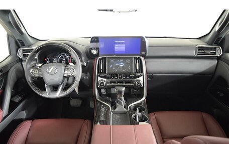 Lexus LX, 2024 год, 24 290 000 рублей, 15 фотография