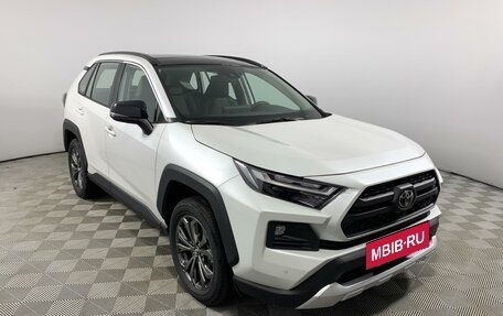 Toyota RAV4, 2024 год, 4 650 000 рублей, 3 фотография