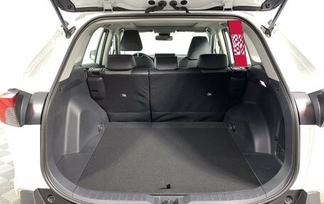 Toyota RAV4, 2024 год, 4 650 000 рублей, 10 фотография