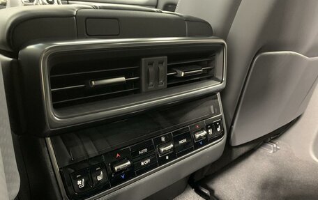 Lexus LX, 2024 год, 21 380 000 рублей, 15 фотография