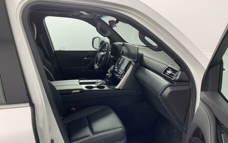 Lexus LX, 2024 год, 25 490 000 рублей, 20 фотография