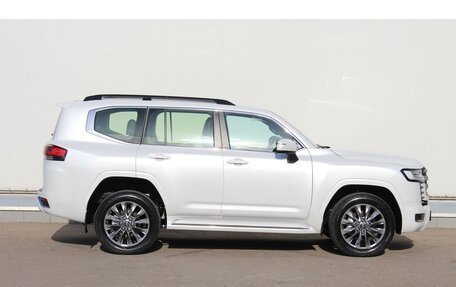 Toyota Land Cruiser, 2023 год, 15 300 000 рублей, 3 фотография