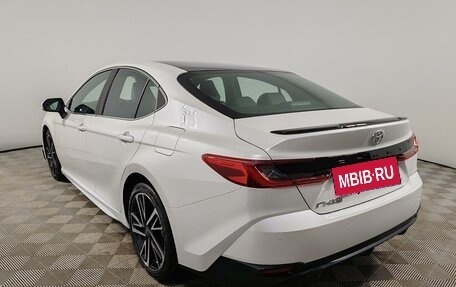 Toyota Camry, 2024 год, 4 790 000 рублей, 7 фотография
