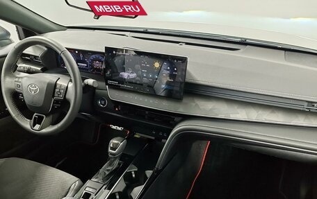 Toyota Camry, 2024 год, 4 790 000 рублей, 11 фотография
