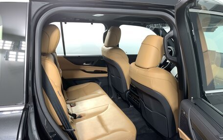 Lexus LX, 2024 год, 24 190 000 рублей, 16 фотография
