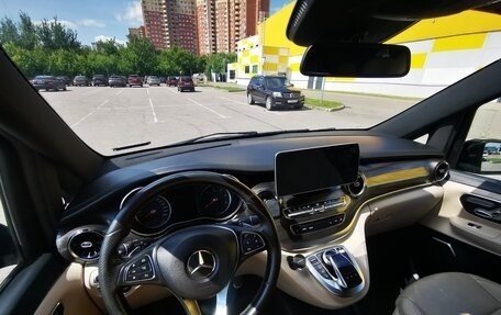 Mercedes-Benz V-Класс, 2019 год, 5 300 000 рублей, 12 фотография