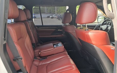Lexus LX III, 2016 год, 5 800 000 рублей, 6 фотография