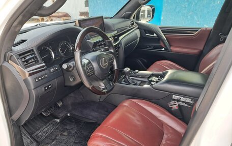 Lexus LX III, 2016 год, 5 800 000 рублей, 9 фотография