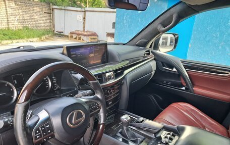 Lexus LX III, 2016 год, 5 800 000 рублей, 3 фотография
