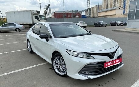 Toyota Camry, 2018 год, 2 770 000 рублей, 14 фотография