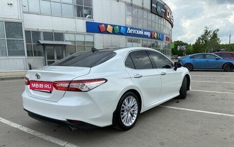 Toyota Camry, 2018 год, 2 770 000 рублей, 15 фотография