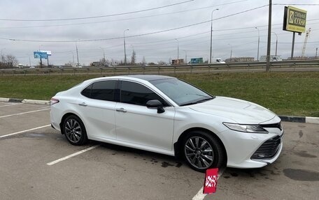Toyota Camry, 2018 год, 2 770 000 рублей, 21 фотография