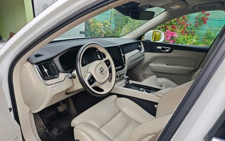 Volvo XC60 II, 2018 год, 3 600 000 рублей, 6 фотография