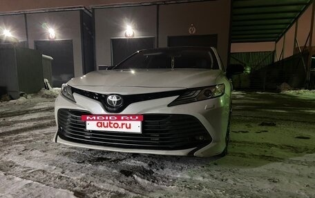 Toyota Camry, 2018 год, 2 770 000 рублей, 31 фотография