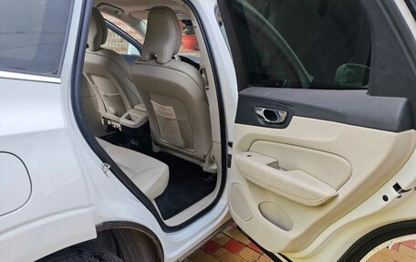 Volvo XC60 II, 2018 год, 3 600 000 рублей, 13 фотография