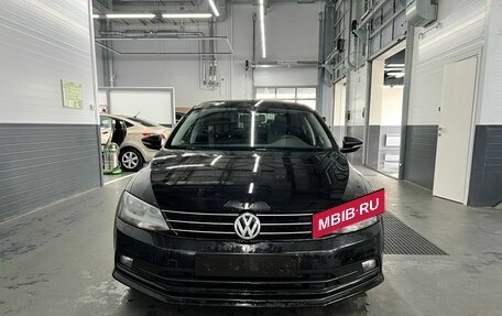 Volkswagen Jetta VI, 2015 год, 865 000 рублей, 2 фотография