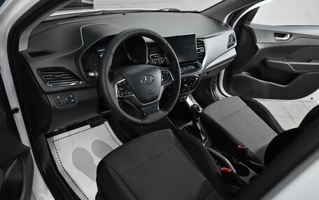 Hyundai Solaris II рестайлинг, 2021 год, 1 355 000 рублей, 7 фотография