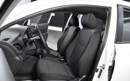 Hyundai Solaris II рестайлинг, 2021 год, 1 355 000 рублей, 6 фотография