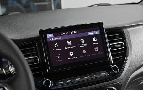 Hyundai Solaris II рестайлинг, 2021 год, 1 355 000 рублей, 9 фотография