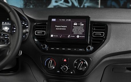 Hyundai Solaris II рестайлинг, 2021 год, 1 355 000 рублей, 10 фотография