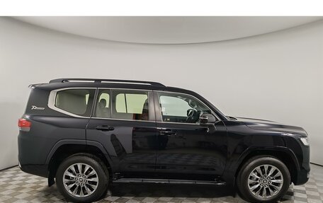 Toyota Land Cruiser, 2022 год, 13 000 000 рублей, 4 фотография