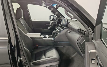 Toyota Land Cruiser, 2022 год, 13 000 000 рублей, 20 фотография