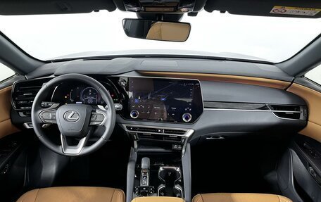 Lexus RX IV рестайлинг, 2024 год, 12 390 000 рублей, 14 фотография