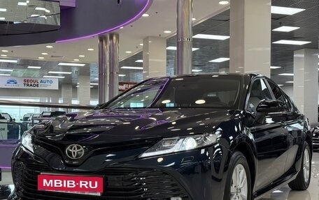 Toyota Camry, 2018 год, 2 695 000 рублей, 3 фотография
