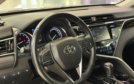 Toyota Camry, 2018 год, 2 695 000 рублей, 16 фотография