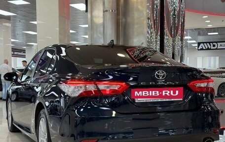 Toyota Camry, 2018 год, 2 695 000 рублей, 6 фотография