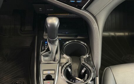 Toyota Camry, 2018 год, 2 695 000 рублей, 19 фотография