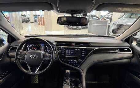 Toyota Camry, 2018 год, 2 695 000 рублей, 20 фотография
