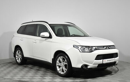 Mitsubishi Outlander III рестайлинг 3, 2013 год, 1 498 000 рублей, 3 фотография