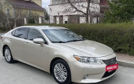 Lexus ES VII, 2012 год, 1 995 000 рублей, 2 фотография