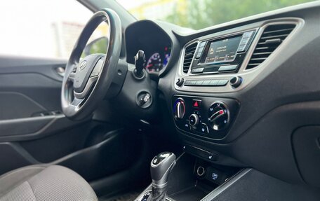 Hyundai Solaris II рестайлинг, 2019 год, 995 000 рублей, 11 фотография