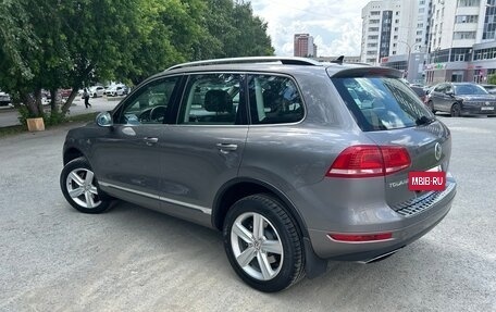 Volkswagen Touareg III, 2012 год, 2 339 999 рублей, 4 фотография