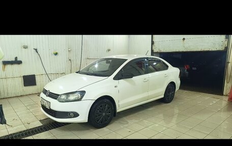 Volkswagen Polo VI (EU Market), 2013 год, 650 000 рублей, 3 фотография