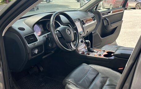 Volkswagen Touareg III, 2012 год, 2 339 999 рублей, 19 фотография