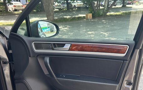 Volkswagen Touareg III, 2012 год, 2 339 999 рублей, 13 фотография