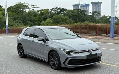 Volkswagen Golf VIII, 2022 год, 2 030 000 рублей, 3 фотография