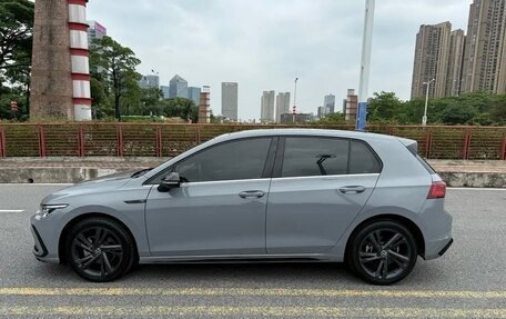 Volkswagen Golf VIII, 2022 год, 2 030 000 рублей, 5 фотография