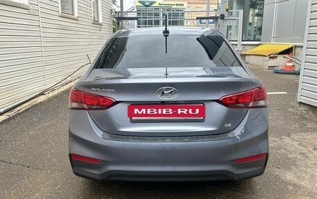 Hyundai Solaris II рестайлинг, 2018 год, 1 200 000 рублей, 5 фотография