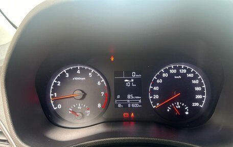 Hyundai Solaris II рестайлинг, 2018 год, 1 200 000 рублей, 13 фотография