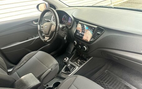 Hyundai Solaris II рестайлинг, 2018 год, 1 200 000 рублей, 16 фотография