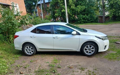 Toyota Corolla, 2013 год, 1 100 000 рублей, 4 фотография